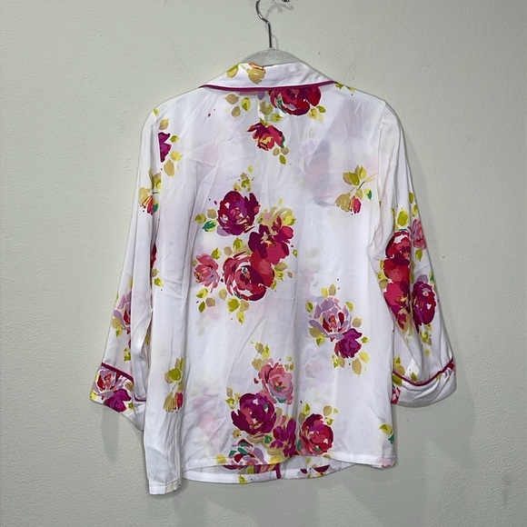 Kate Spade New York Charmeuse Notch Collar Short Pajama Set - Picture 7 of 11